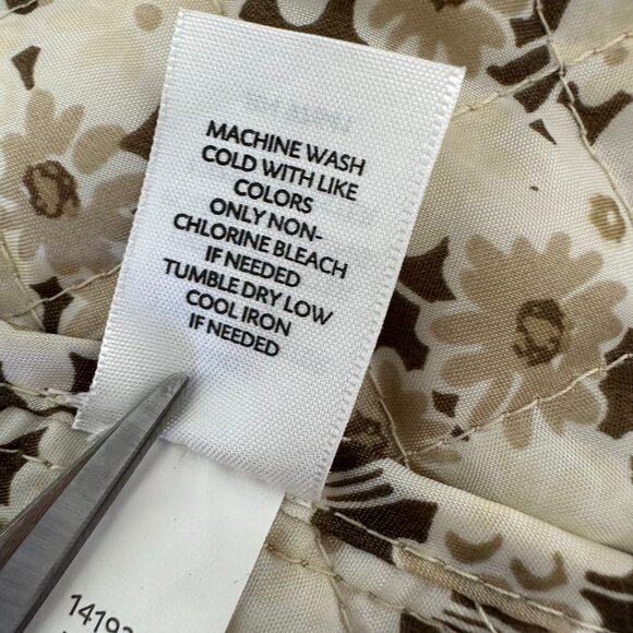 J Jill Quilted Full Zip Jacket Size L Tan Pockets Fall Outdoor Classic - Picture 12 of 13